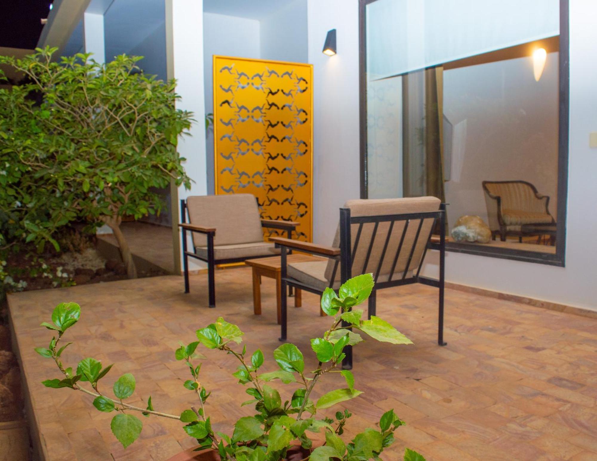 Sama Nopalu Kai Hotel Somone Exterior photo